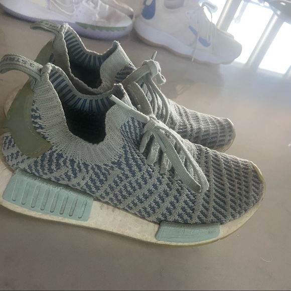 running shoes !!! - Picture 3 of 4